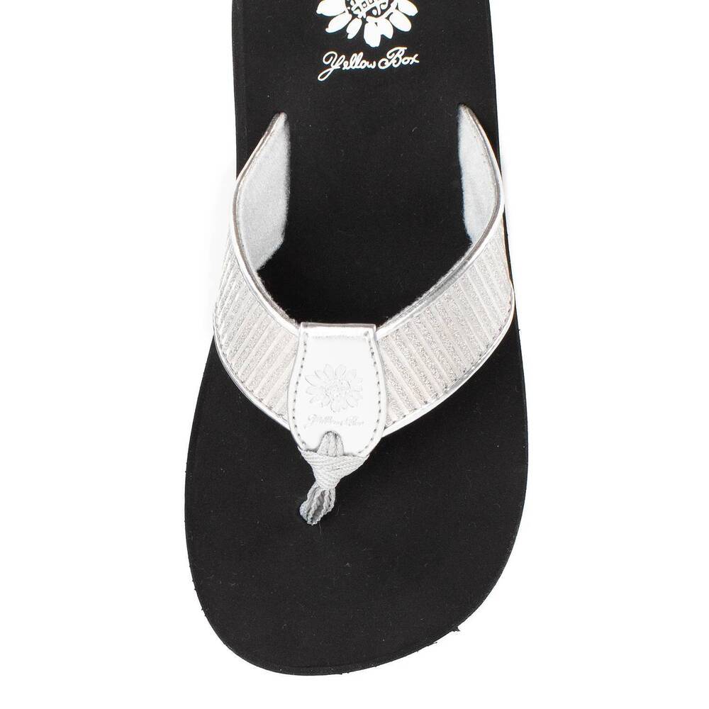 NEW YELLOWBOX women's freehold flip flop in silver - Picture 4 of 4